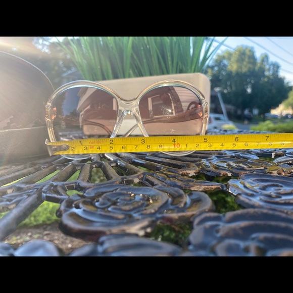 DISCONTINUED MICHAEL KORS SUNGLASSES - Picture 2 of 6